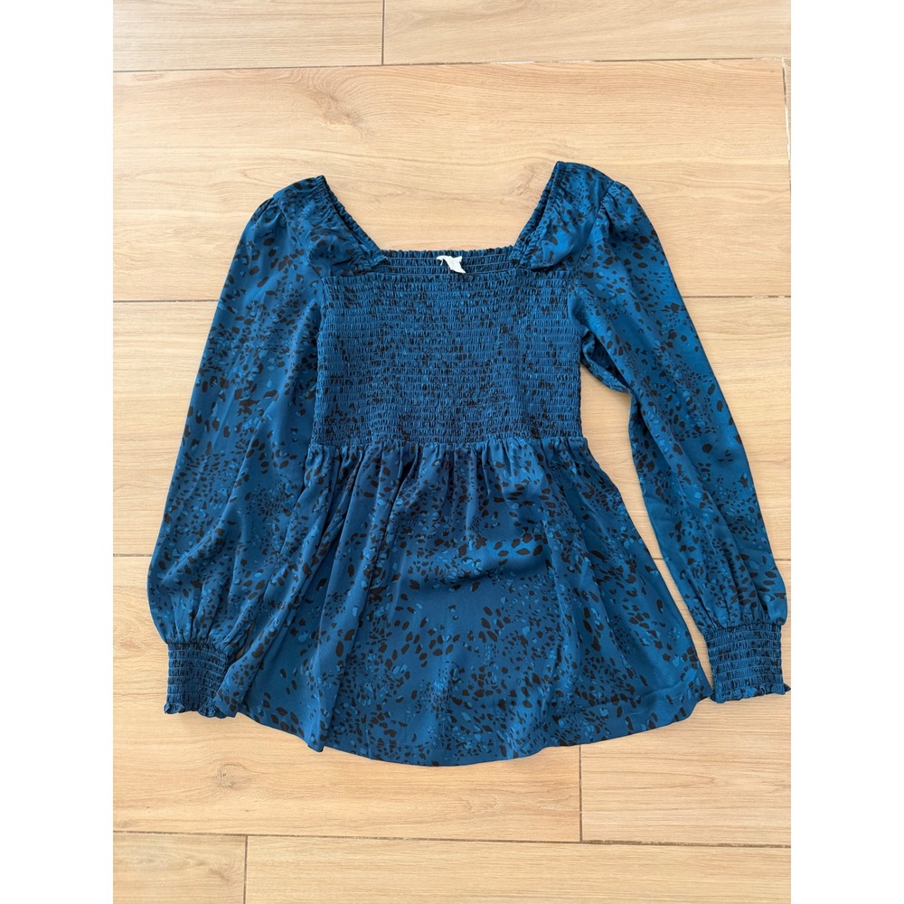 Ingrid & Isabel Maternity Smocked Bodice Blouse Teal Animal Print Size S